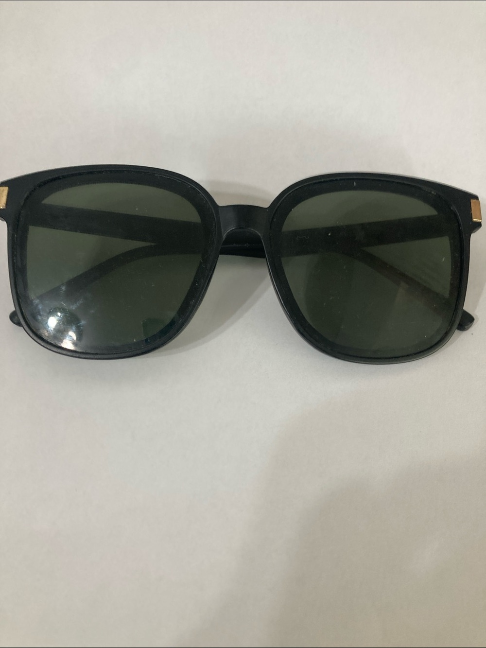SHEIN Black Frame Sunglasses with Dark Green Lenses